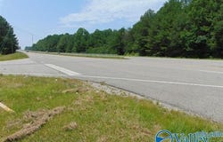01 Gordon Terry Parkway, Decatur, AL 35601