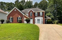 134 Carolinas, Fayetteville, GA 30215