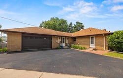4201 40th Avenue N, Robbinsdale, MN 55422