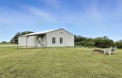 5361 NE JC Penney Drive, Hamilton, MO 64644