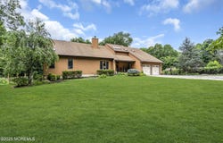311 County House Road, Washington, NJ 08080