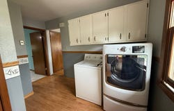 225 1st St. SW, Leeds, ND 58346