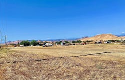 00 W Ropes Avenue, Woodlake, CA 93286