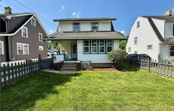 1978 Pine Street SE, East Sparta, OH 44626