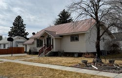 247 N 3rd E, St Anthony, ID 83445