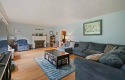 620 Briarcliff Dr, Center Twp, PA 15001
