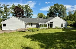 26 Smithport Road, New Hartford, NY 13413