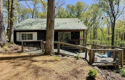 32 Norris Dr, New Concord, KY 42076