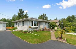 911 N Blackman Ave, Duluth, MN 55811