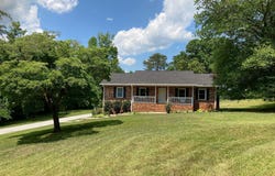 2412 FAIRGROUND Road, MAIDENS, VA 23102