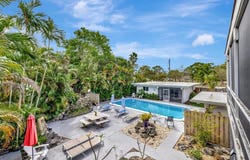 630 NE 37 St, Oakland Park, FL 33334