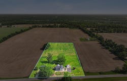 4900 E Mosherville Road, Jonesville, MI 49250