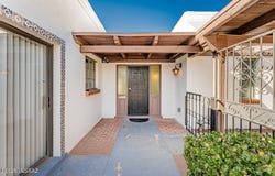 250 W Esperanza Boulevard, Green Valley, AZ 85614