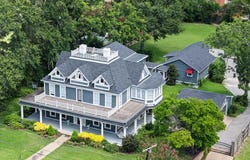 305 E Main, Henderson, TX 75652