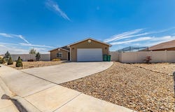 1320 Sparrowhawk Drive, Farmington, NM 87401