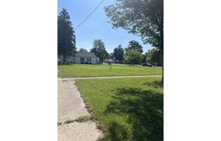 102 N Maumee, Tecumseh, MI 49286