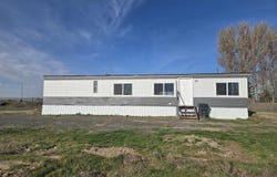 2910 S 1300 E, Hagerman, ID 83332-5884