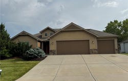 3009 Somerset Drive, Leavenworth, KS 66048