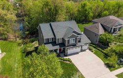 2947 High Bluff Dr, Coralville, IA 52241