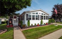 8 Emerald Lane, Olmsted Twp, OH 44138