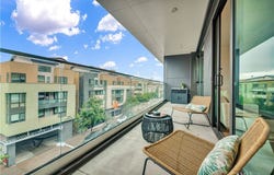 709 E Walnut Street, Pasadena, CA 91101