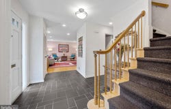 7906 IVYMOUNT TER, POTOMAC, MD 20854