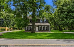 281 FRIENDSHIP ROAD, CRANBURY, NJ 08512