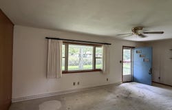 3919 NW Rochester RD, Topeka, KS 66617