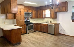 1302 Robertson Avenue, Carthage, MO 64836