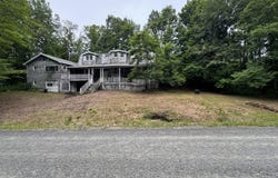 761 Green Road, Montrose, PA 18801