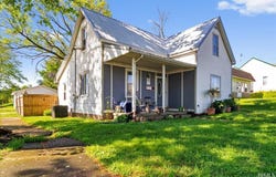510 W Washington Street, Oakland City, IN 47660