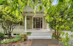 3906 S KELLY AVE, Portland, OR 97239