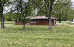 406 N Main Street, Cloverdale, IN 46120