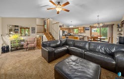 4413 S Holbrook Ave, Sioux Falls, SD 57106