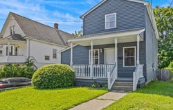 32 Ashcraft Road, New London, CT 06320