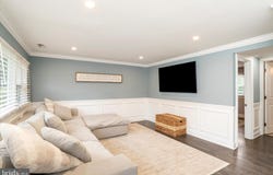 230 STEPHEN DRIVE, CINNAMINSON, NJ 08077