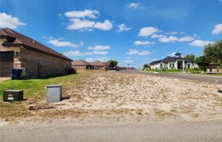 504 N Kika De La Garza Boulevard, La Joya, TX 78560