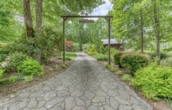 128 Bankers Bend, Mountain City, TN 37683