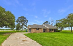 2143 Academy Road, Eunice, LA 70535