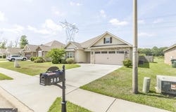 305 Edgarton, Bonaire, GA 31005