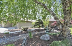 32539 Bridgestone Drive, North Ridgeville, OH 44039