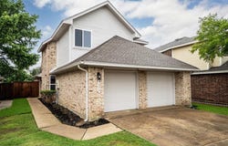 9424 Blue Jay Way, Irving, TX 75063