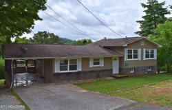 561 Robinson Drive, Loudon, TN 37774