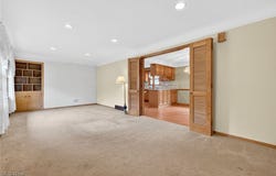 5121 Chillicothe Road, Chagrin Falls, OH 44022