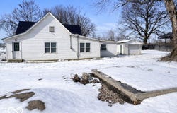 3080 E Linn Avenue, IN 47805