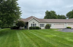 5645 Clingan Road unit: 2D, Struthers, OH 44471