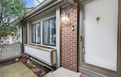 107 Chicory Court, Rolling Meadows, IL 60008