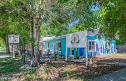 102 W Brown Street, Southport, NC 28461