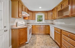 27 Lathrop Drive, Coventry, CT 06238