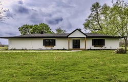 5707 S Burlington Drive, Muncie, IN 47302